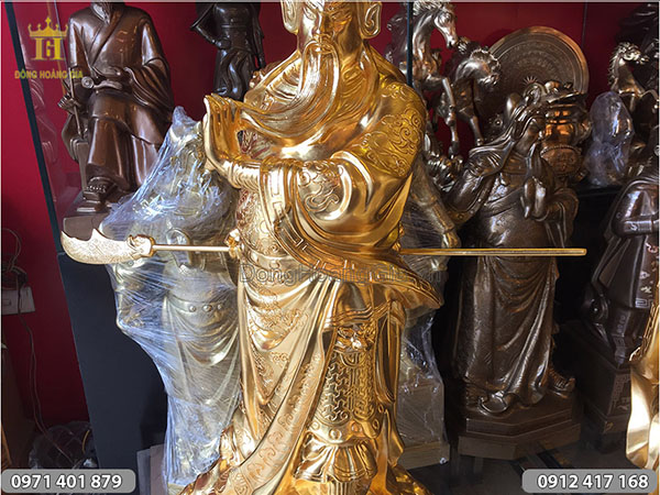 tượng quan công dát vàng 68cm